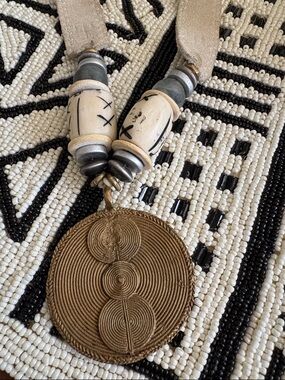 Twine & Twig Beaded Tribal Pendant Necklace in White, Black & Gold with Suede